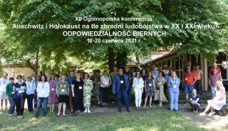Plakat XII konferencji: Auschwitz i Holokaust na tle zbrodni ludobójstwa